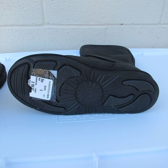 UGG Australia Sutter Women's Boots in Black - Picture 7 of 8